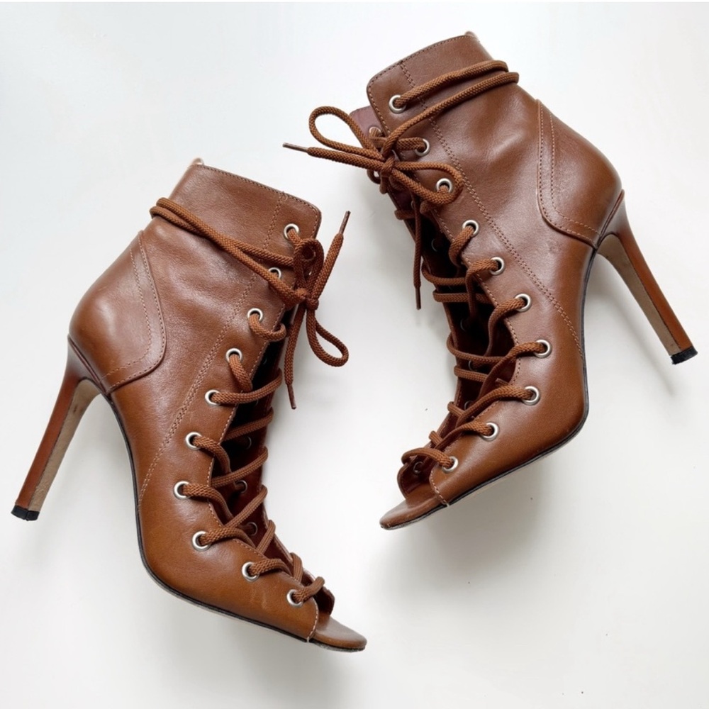 SJP by Sarah Jessica Parker Allison Lace Up Leather Heels Tie Up Stiletto Tan